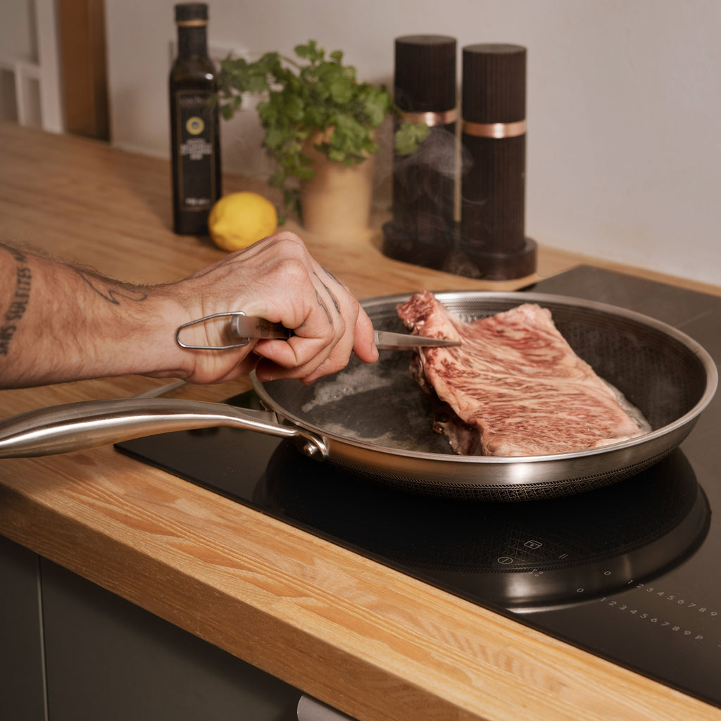 Hybrid Sautepande Ø28 – detaljebillede