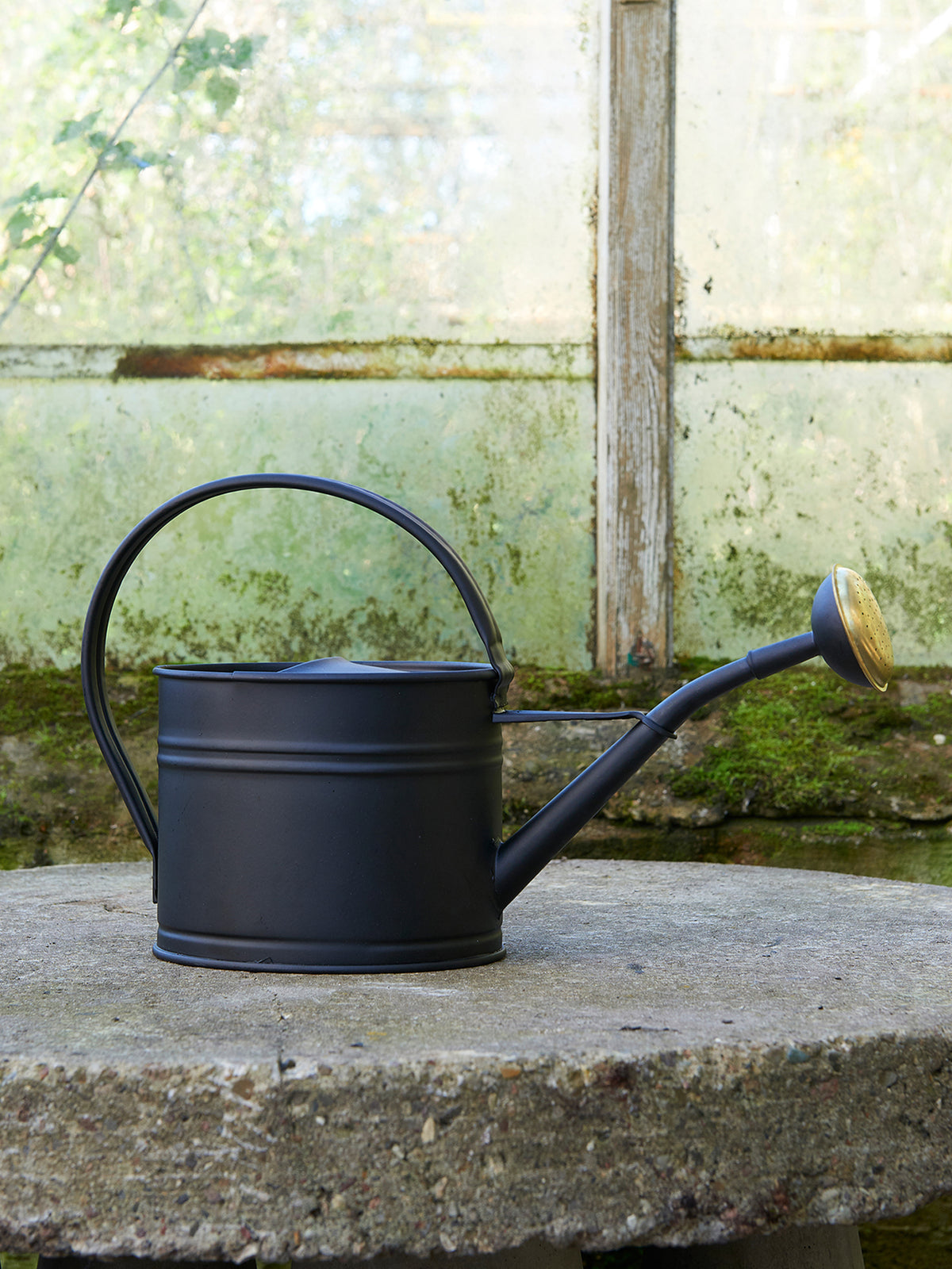 Anika sort vandkande i metal – 1,7 L – billede 4